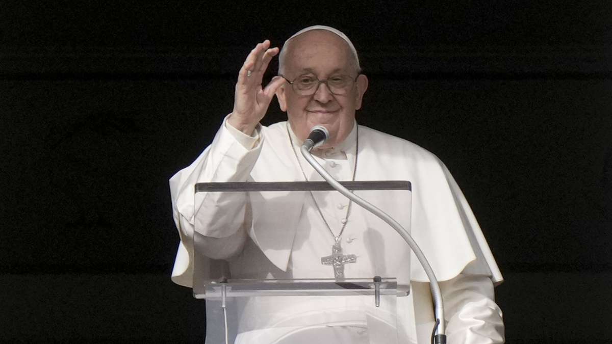 Katholische Kirche: Papst Franziskus fordert weltweites Verbot von Leihmutterschaften