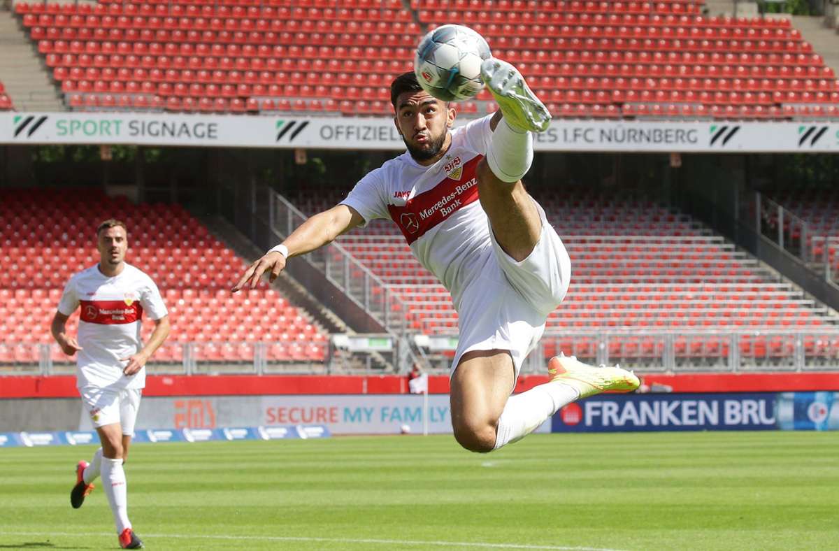 Flugeinlage von Nicolas Gonzalez: Der VfB-Stürmer traf ebenfalls gegen die Nürnberger.