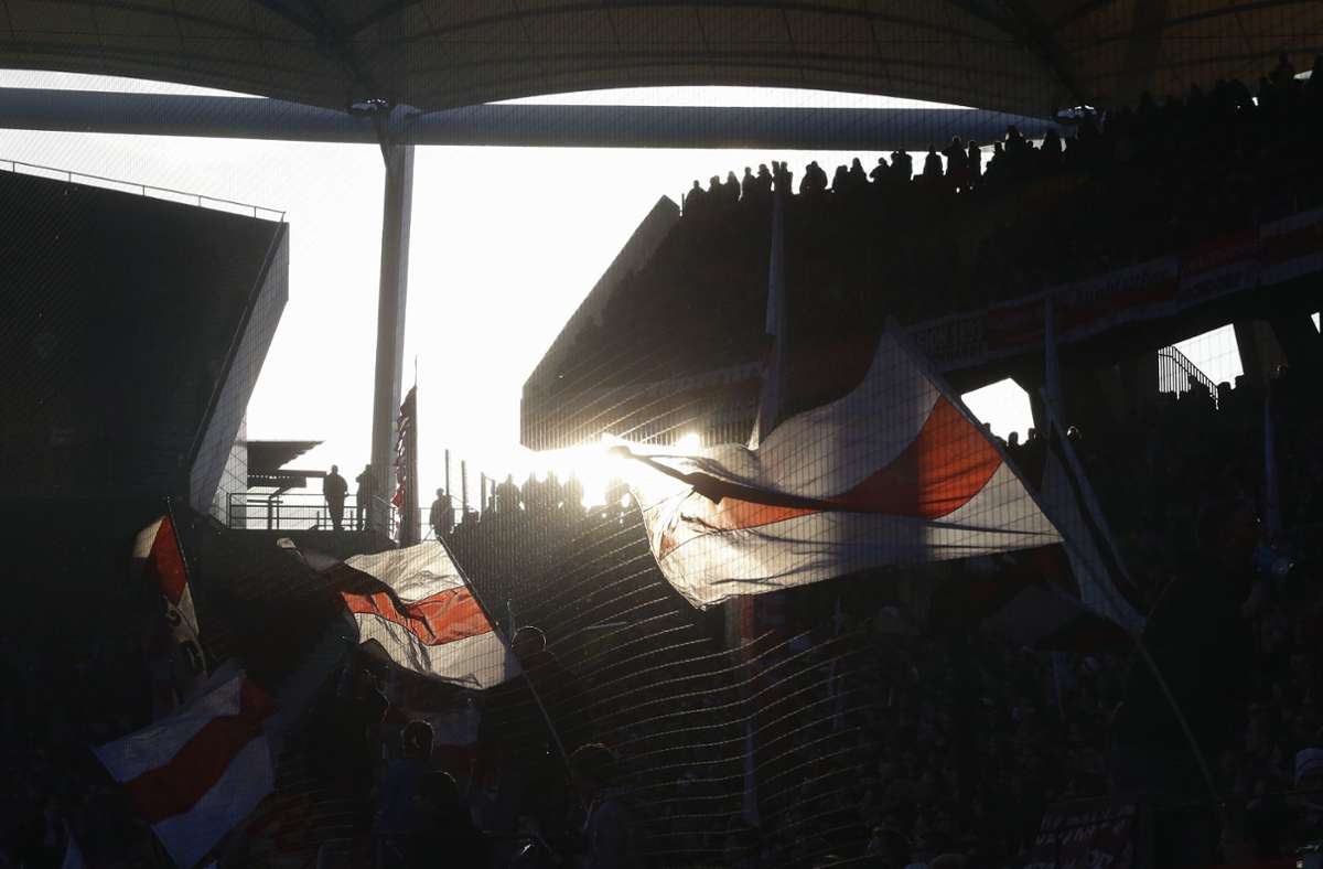 DFL in der Corona-Krise: Vereine erhalten Leitfaden zur Fan-Rückkehr in die Stadien