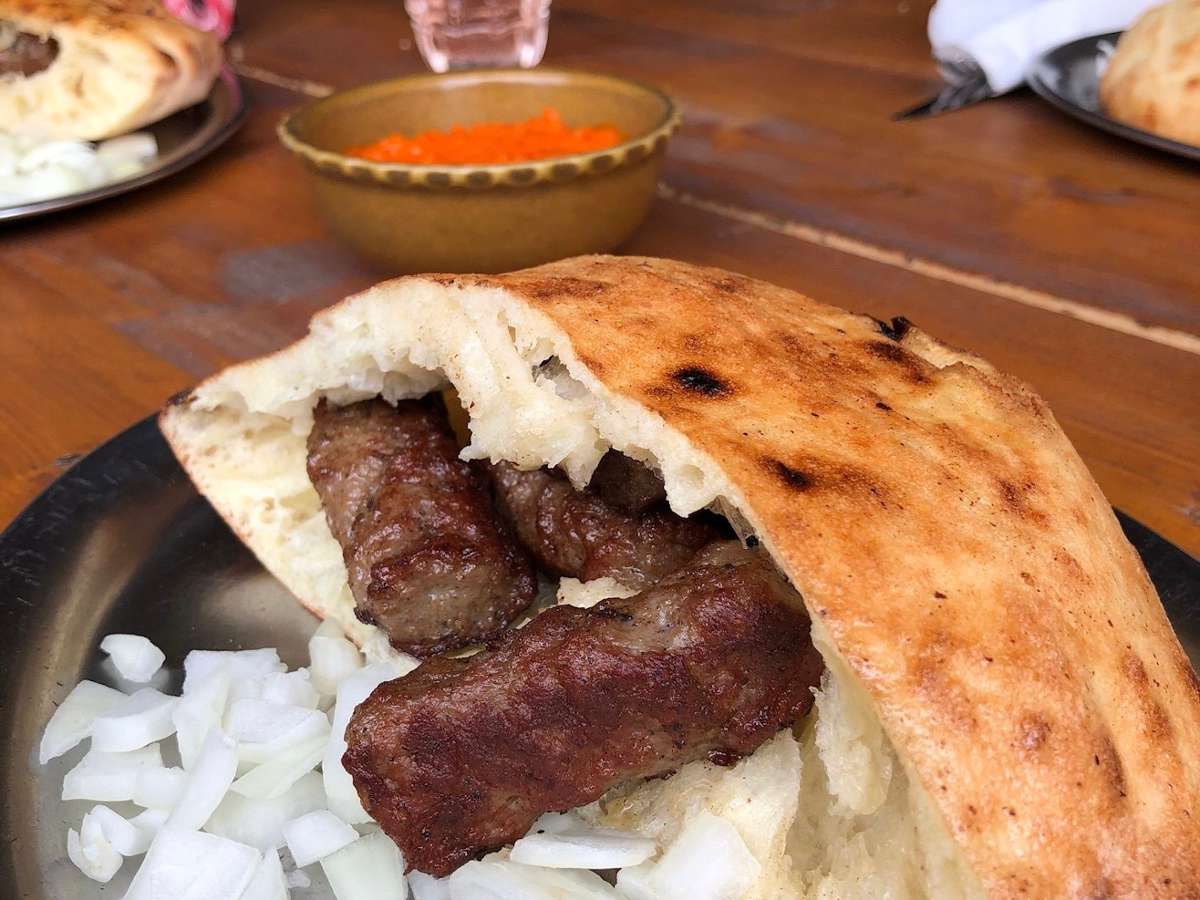 Cevapcici und Burek statt Döner: 7 mal Balkan-Food in Stuttgart