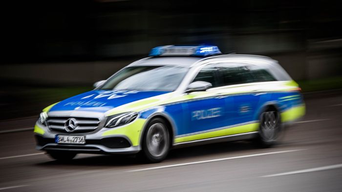 Vorfall auf der A5: Unfall mit Schwerverletztem –  Polizei erwisch Gaffer ohne Führerschein