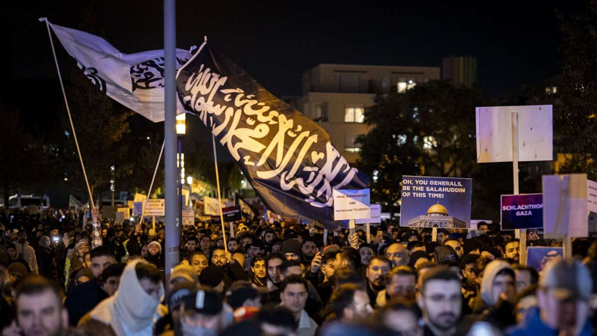 Essen: Islamistische Banner auf Großdemonstration
