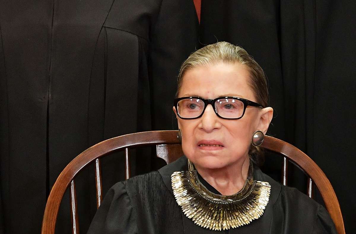 Richterin am Supreme Court: Ruth Bader Ginsburg ist tot –  Richtungskampf um Nachfolge