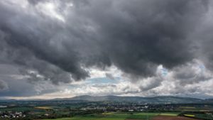 In Teilen Baden-Württembergs: DWD kündigt Gewitter mit Sturmböen und Starkregen  an