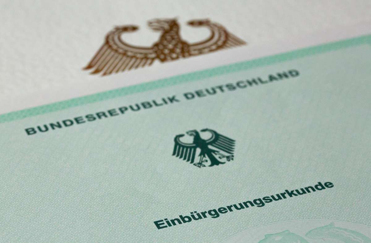 Kabinett bringt Reform auf den Weg: Schnellere Einbürgerung? Das ist im deutschen Interesse