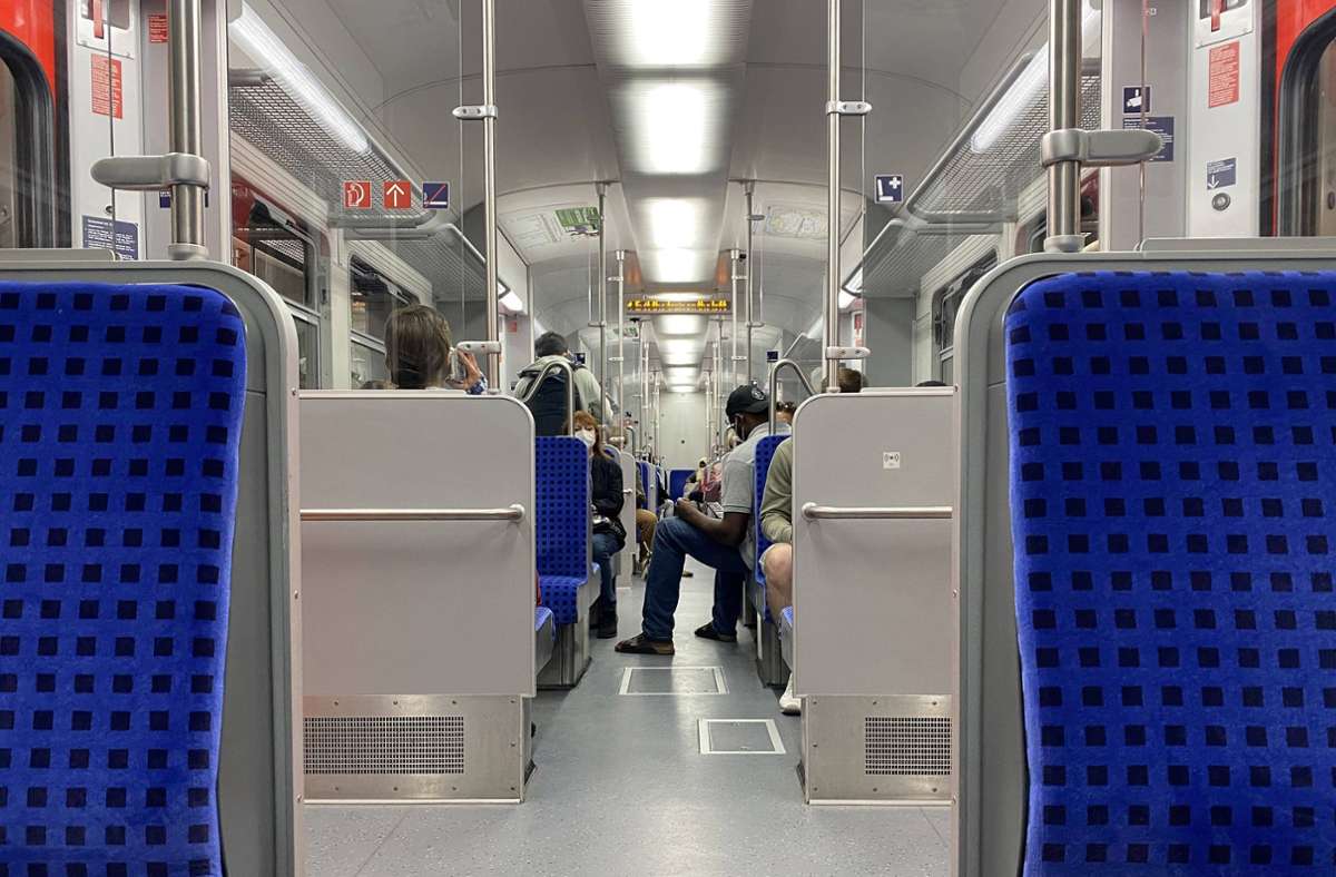 Skurriler Vorfall in München: Sex in der S-Bahn führt zu Verspätungen