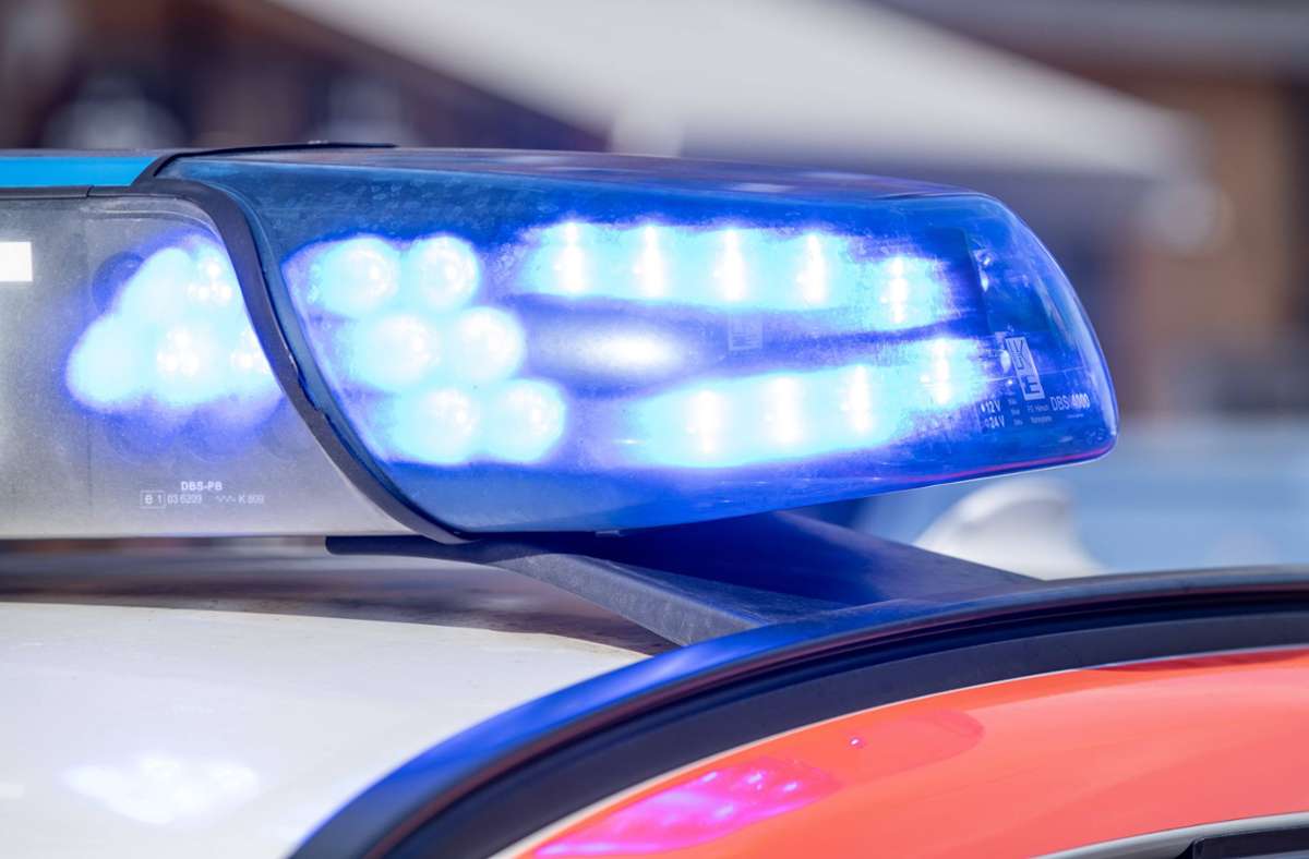 Leonberger Polizei sucht Zeugen: Parkrempler verursacht 2500 Euro Schaden