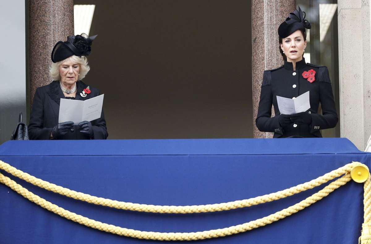 Royals am Remembrance Sunday: Herzogin Camilla trägt diese Kette nicht zum ersten Mal