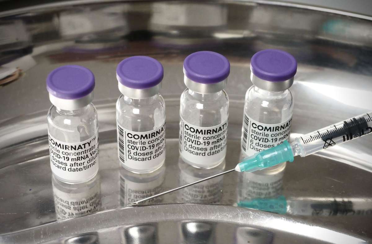 Corona-Varianten: Lauterbach rechnet erst im Herbst mit angepassten Impfstoffen