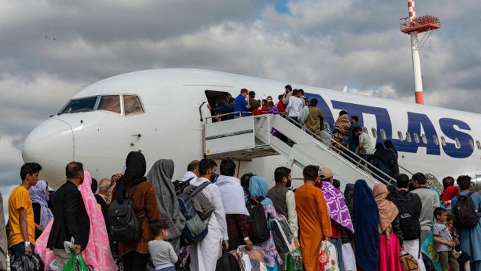 12.500 Menschen in 24 Stunden aus Kabul ausgeflogen