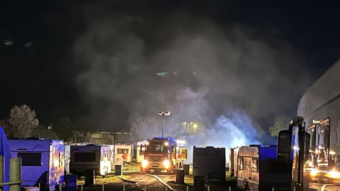 Mehrere Wohnwagen abgebrannt: Polizei mit neuer Spur