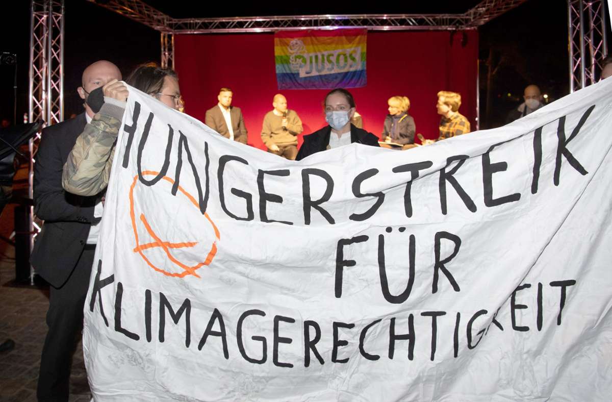 Hungerstreik gegen Klimawandel: Vier weitere Klimaaktivisten verweigern Nahrungsaufnahme