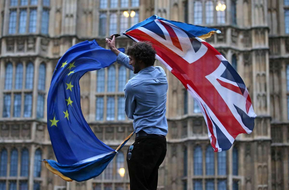 Brexit: Umfrage: Zustimmung in Großbritannien auf Rekordtief