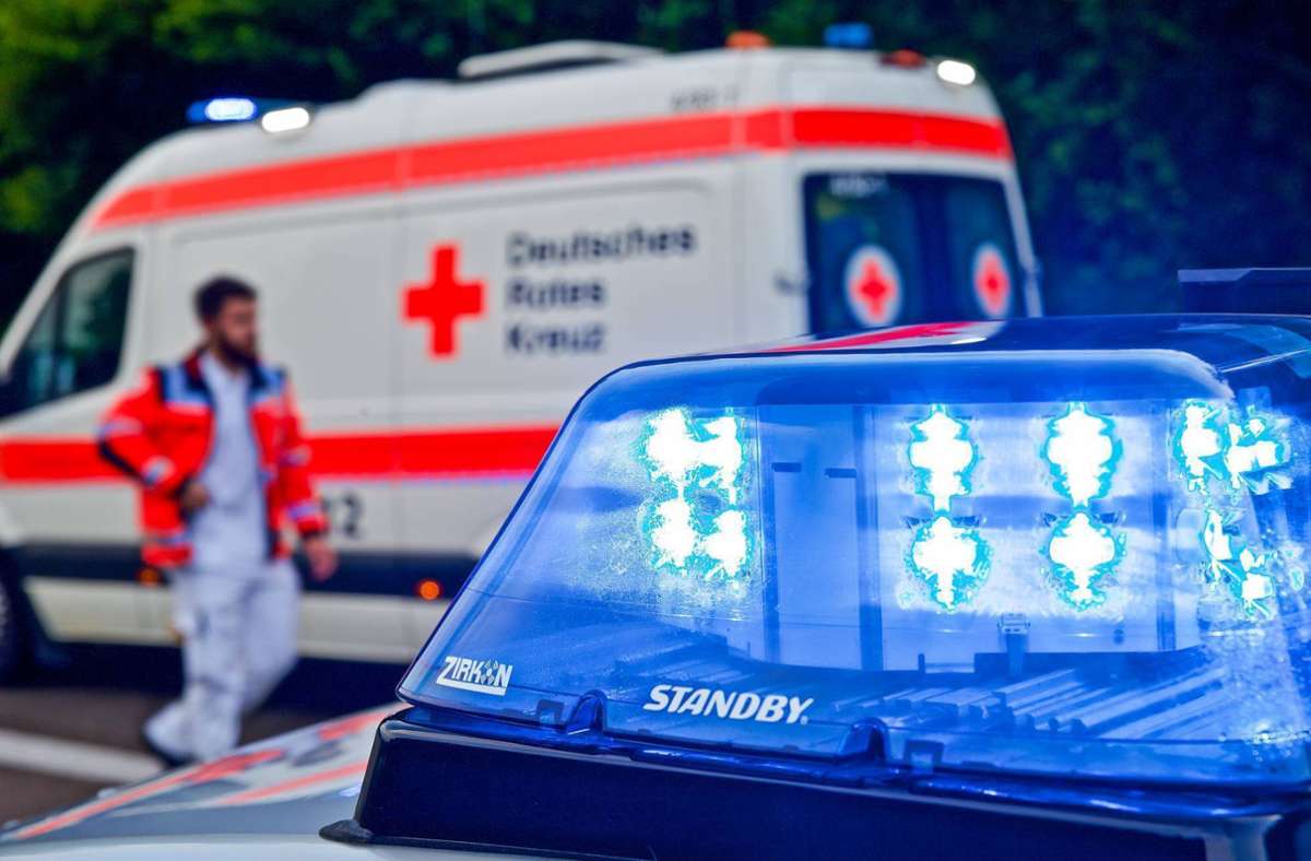 Beim Abbiegen gestürzt: Rollerfahrer in Filderstadt verletzt