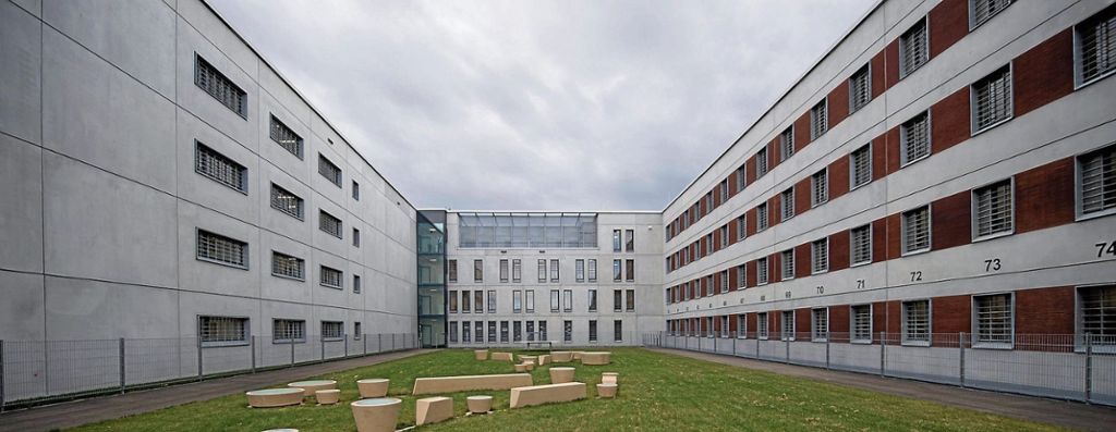 Land hat 57 Millionen Euro in Erweiterung der Justizvollzugsanstalt investiert - 559 weitere Plätze geschaffen: Stammheim jetzt größtes Gefängnis im Land