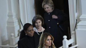 Alle fünf noch lebenden First Ladys erweisen ihr die Ehre