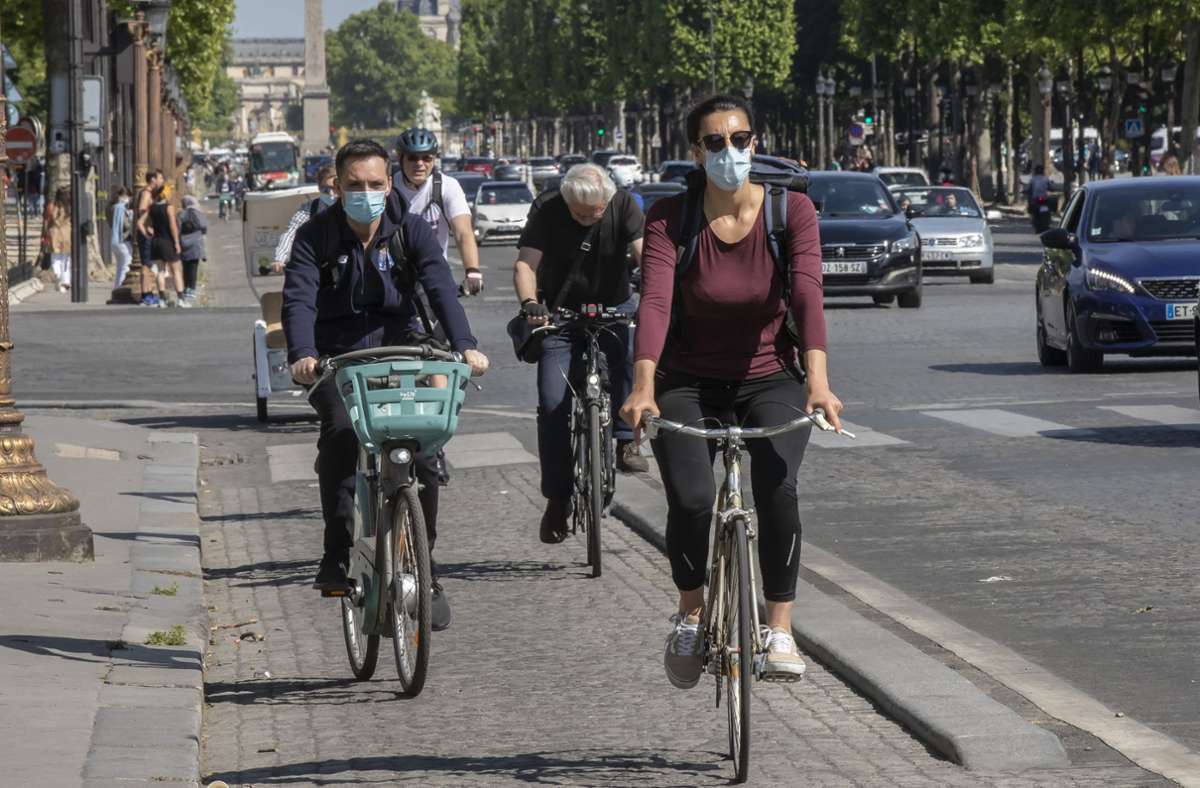 Coronavirus in Frankreich: Paris führt Maskenpflicht im Freien ein