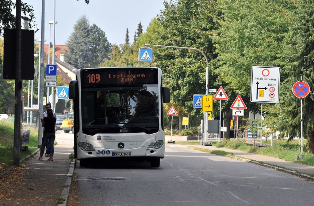 Im Rathaus, beim Städtischen Verkehrsbetrieb und bei Rexer sieht man Verbesserungen: Beim Esslinger Busverkehr läuft es langsam wieder rund