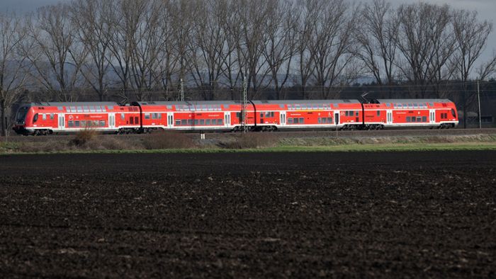 Bahn richtet für Riedbahnsanierung Ersatzverkehr mit 150 Bussen ein