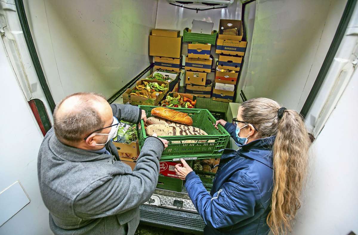 Die Tafel in Esslingen ist eine wichtige Stütze für Menschen mit einem geringen Einkommen. Spenden helfen bei der Anschaffung eines neuen Kühlfahrzeuges. Foto: Roberto Bulgrin