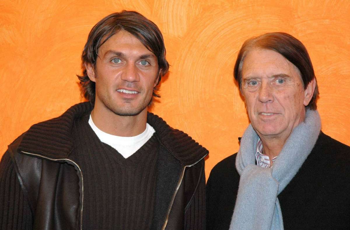 In den Jahren 1996 bis 1998 spielte Paolo Maldini (li.)  unter seinem Vater Cesare Maldini in der italienischen Fußball-Nationalmannschaft.