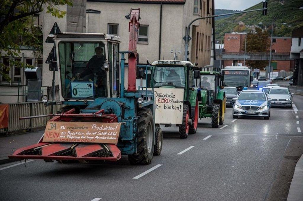 21.10.2016 Traktor-Demo auf dem Esslinger Marktplatz