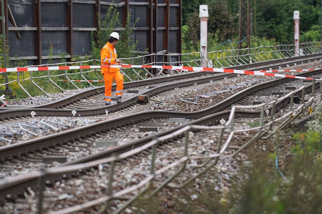 Bahn: Strecke bei Rastatt mindestens bis 26. August gesperrt