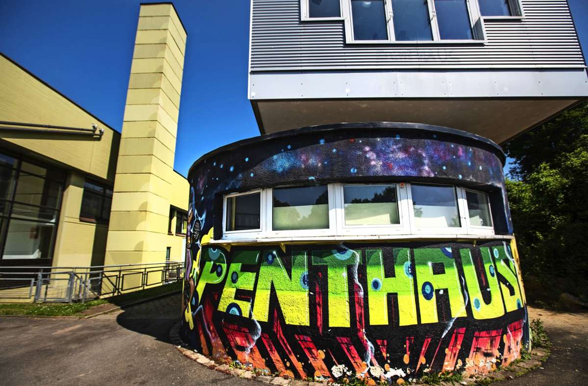 Jugendbeteiligung in Neuhausen: Graffiti-Kunst für die düstere Tiefgarage