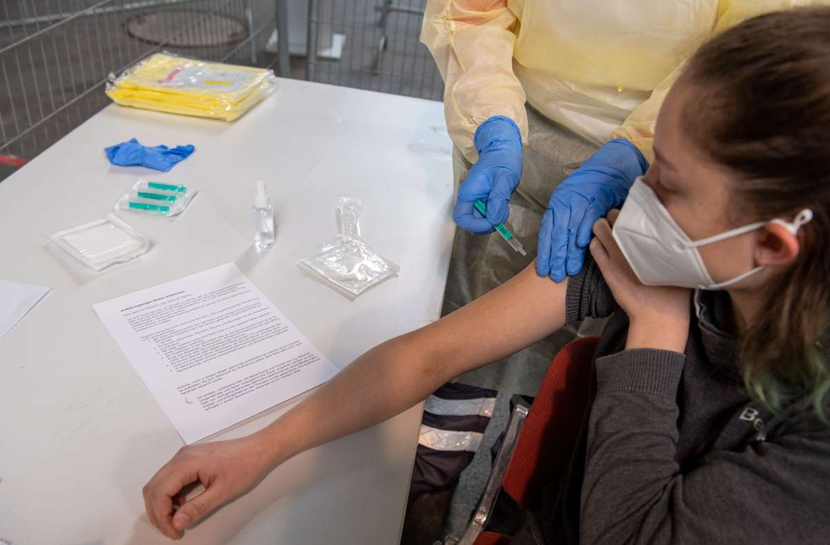 Impfzentren in Baden-Württemberg: 1200 Ärzte melden sich freiwillig