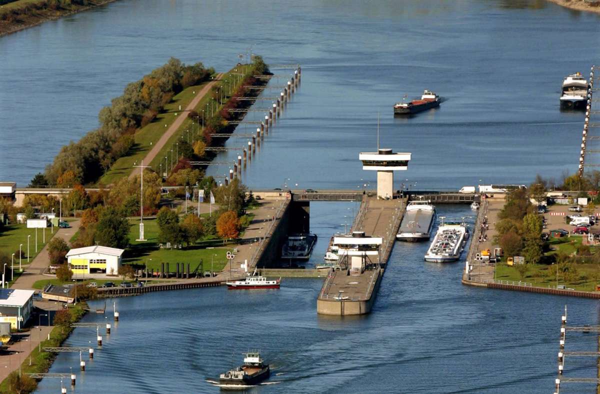 Überflutungsgebiete am Rhein: Hochwasserschutz kommt viel später
