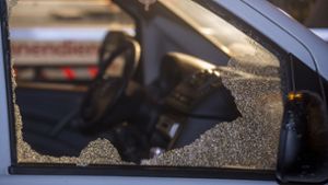Autoknacker mit Metall-Wurfgeschoss verhaftet