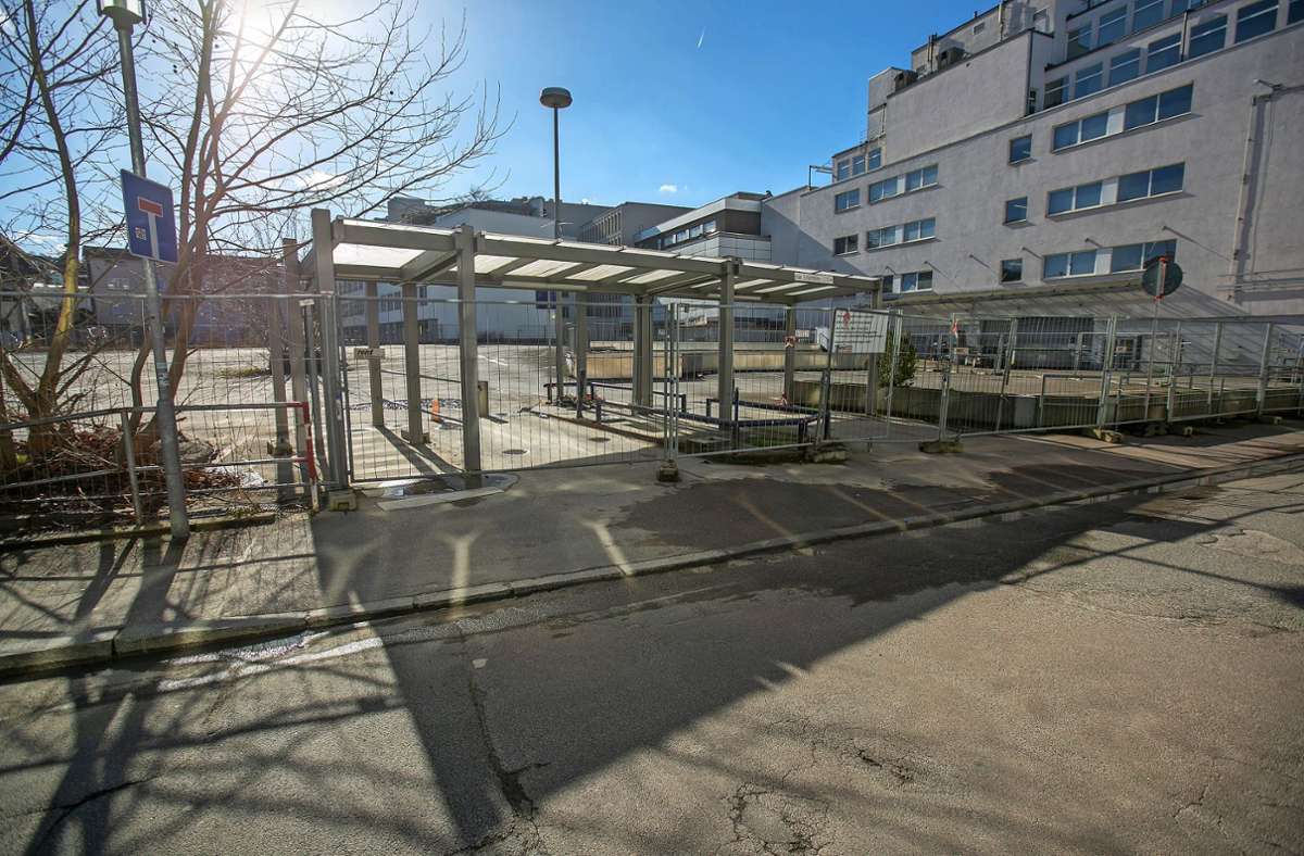 Esslingen: Parkplatz auf Karstadt-Areal ist gesperrt