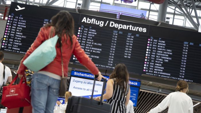 Leinfelden-Echterdingen: Glatteis: Am Stuttgarter Flughafen fallen Flüge aus