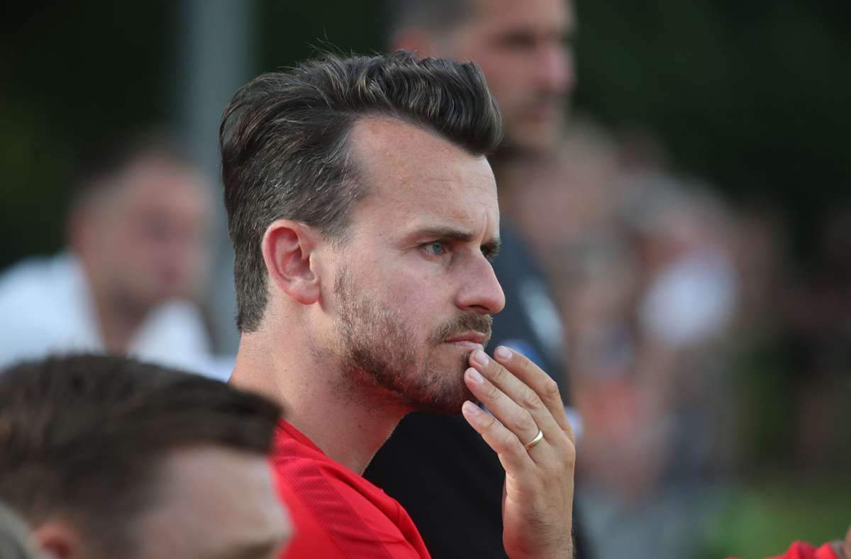 Deizisaus Trainer Denis Egger weiß um die Stärken des FC Esslingen. Foto: r/Herbert Rudel
