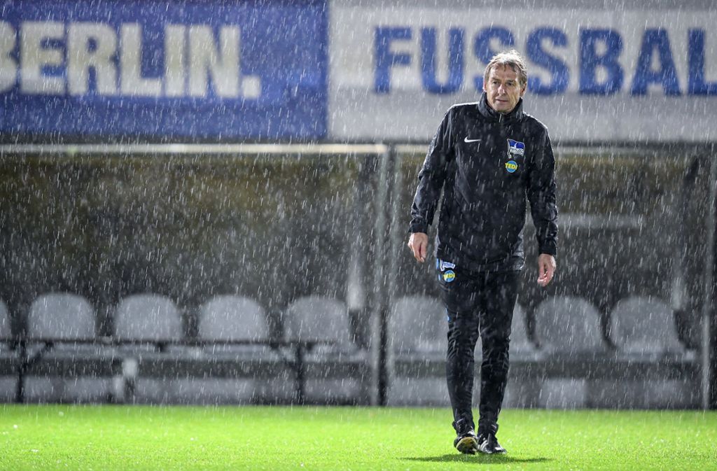 Weltmeister, Vereinsikone und gescheiterter Trainer: Jürgen Klinsmanns Karriere in Bildern