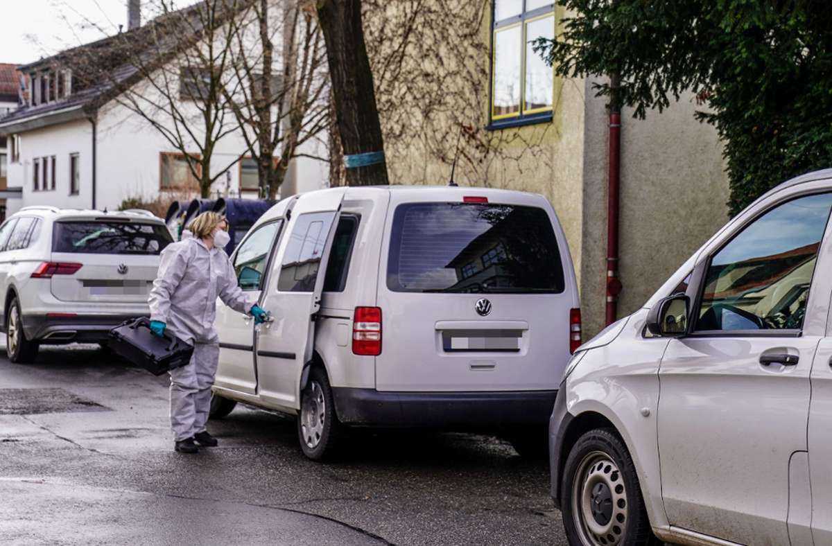 Einsatz in Filderstadt-Bernhausen: 54-Jährige nach Zimmerbrand tot aufgefunden