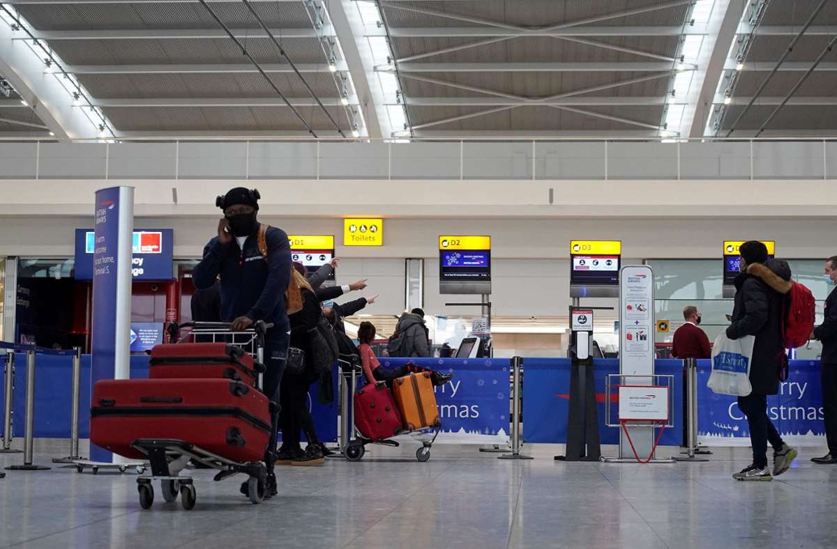 Coronavirus in Großbritannien: Zerstörte Reiseträume – Frau berichtet von chaotischem  Flug nach Stuttgart