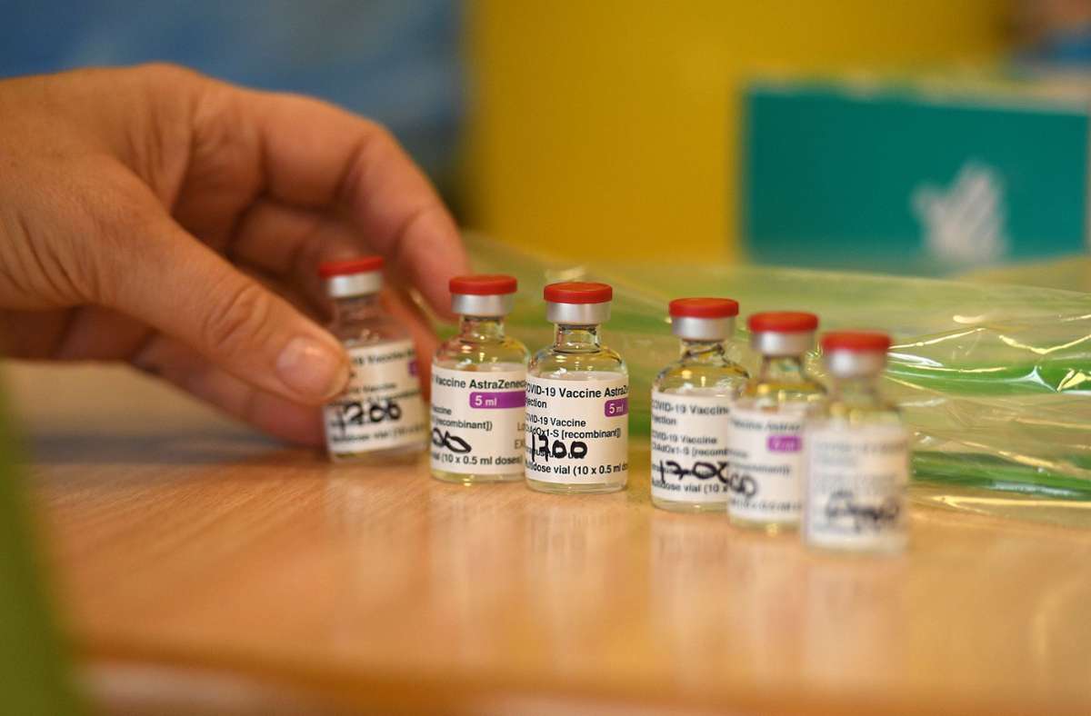 Kampf gegen das Coronavirus: EU-Behörde macht Weg für Astrazeneca-Impfstoff frei