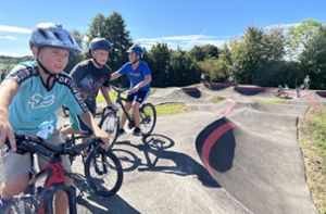 Pumptrack in Köngen: Neuer Parcours lockt Biker und Skater aus der ganzen Region an