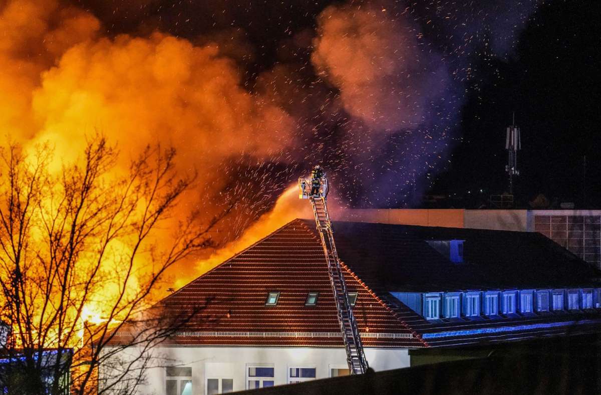 Großbrand bei Bosch in Wernau: Flammen verursachen Schaden in Millionenhöhe