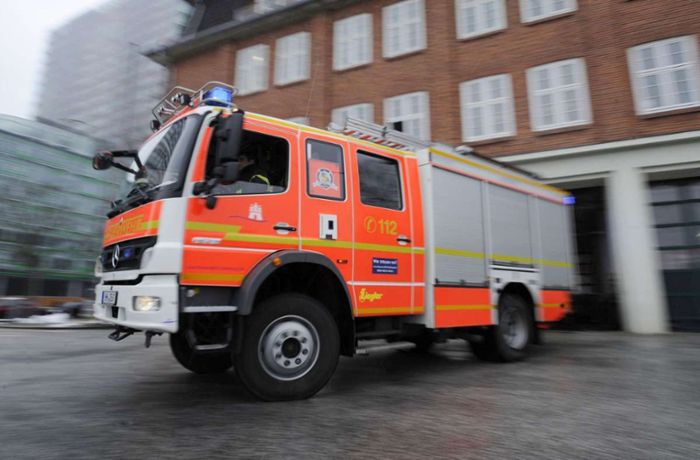 Wendlingen: Rauchender Mülleimer löst Feuerwehreinsatz aus