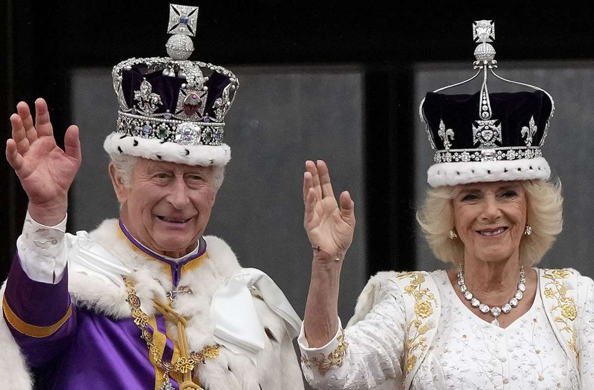 Die just gekrönten Monarchen: König  Charles III. und Königin Camilla