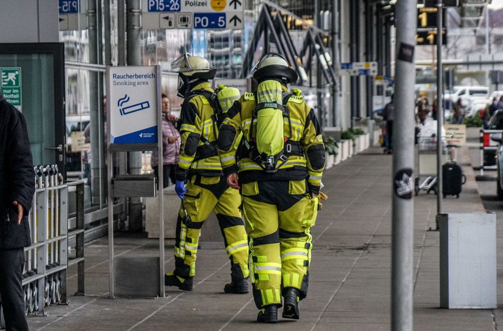 Feuerwehreinsatz am Flughafen Stuttgart: Gasalarm am Flughafen hat kuriose Ursache