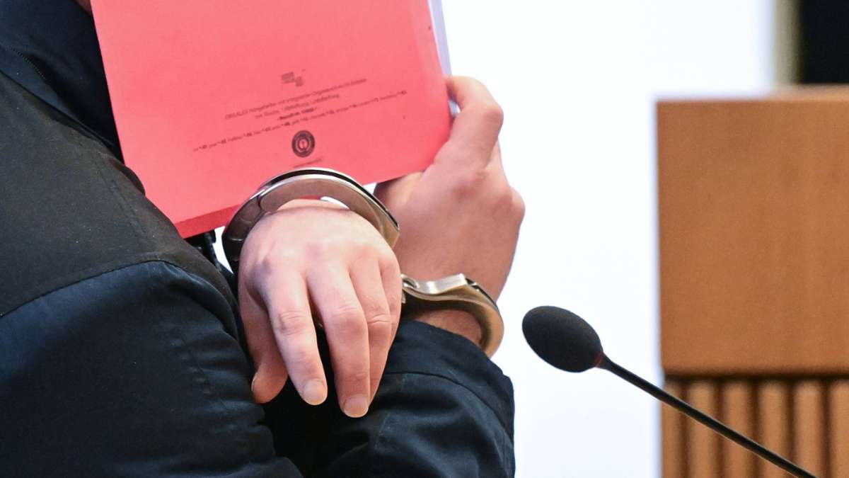 Prozess um getötete Pflegeschülerin in Stuttgart: Opfer soll  Angeklagten vor der Tat angefleht haben