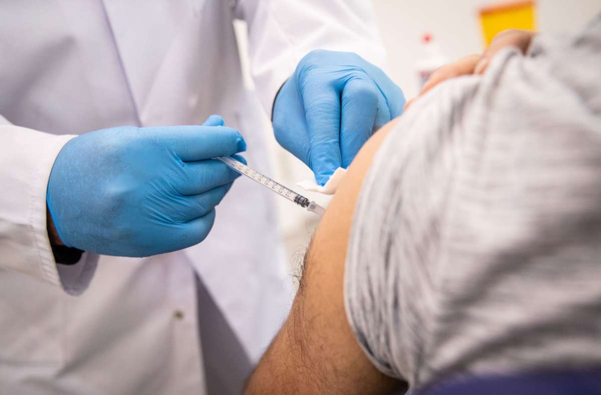 Coronakrise in Baden-Württemberg: Stuttgarter Hausärzte impfen im Akkord