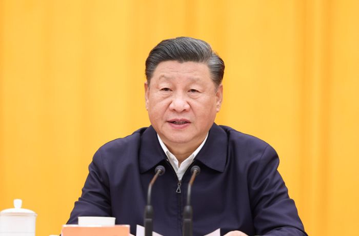 Xi Jinping: Chinas Partei hebt ihren Chef in den Himmel