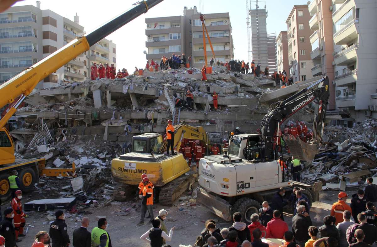 Erdbeben in der Türkei: Frau und Kinder lebend aus den Trümmern geborgen