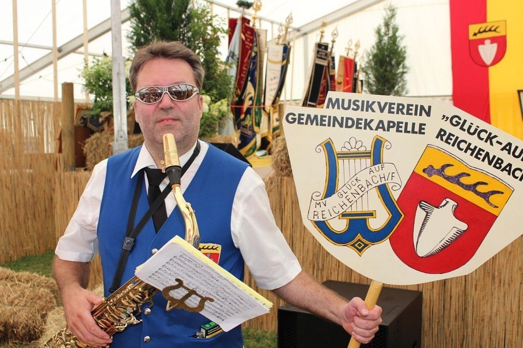 16.07.2017 Bunte Trachten, Festzug und Ehrentänze beim Gautrachtenfest in Reichenbach.