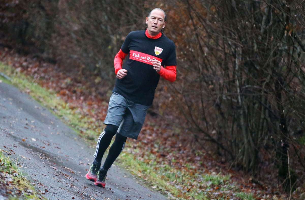 Sport nach Schlaganfall: Ex-Fußballer Jürgen Trzcinski findet mit Laufen zurück ins Leben
