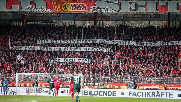 DFB geht auf Fans zu –  Experten-Kritik an Kollektivstrafen